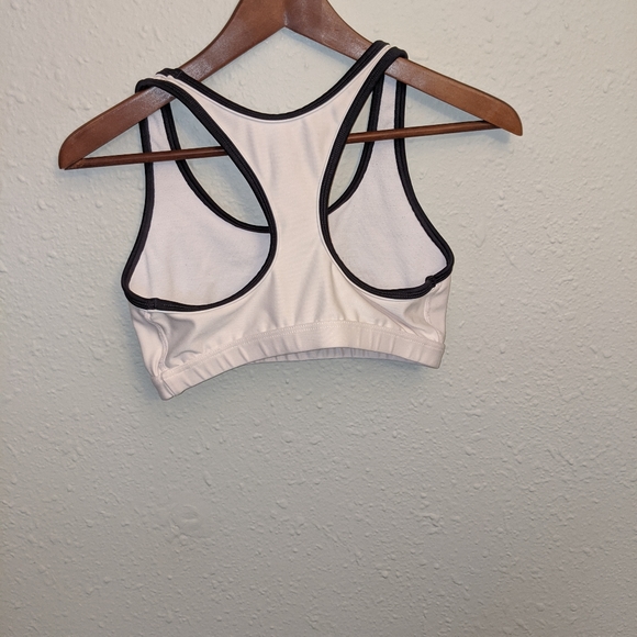 💗 SOLD 💗Nike sports bra embroidered logo - Picture 3 of 3
